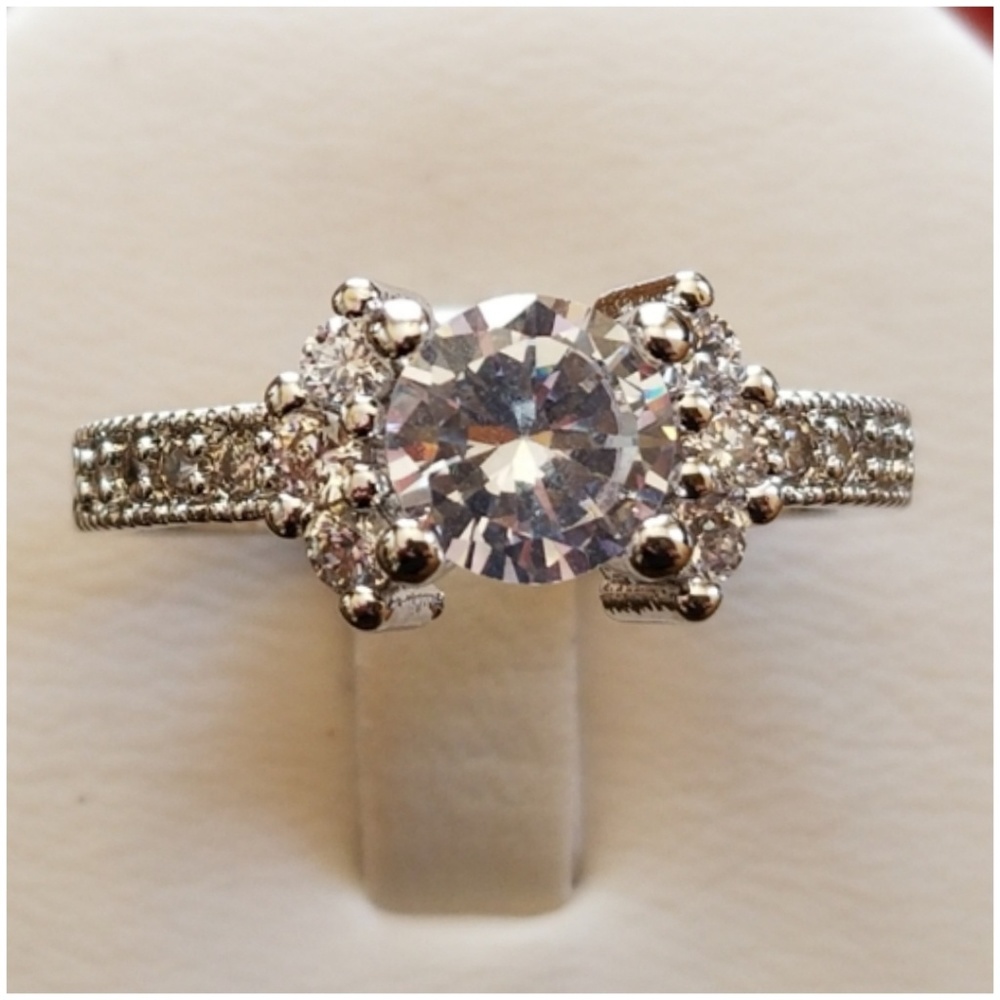 Genuine 3ct White Topaz Ring Size 8.75